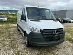 Branco Novo 2025 Mercedes Sprinter Van | € 47.751 (Preço elevado)