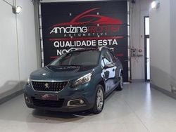 Verde Usado 2018 Peugeot 2008 Style SUV | € 12.990 (Preço justo)