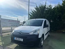 Branco Usado 2017 Citroën Berlingo Monovolume | € 10.900 (Preço justo)