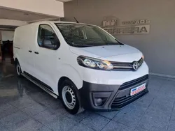 Branco Usado 2017 Toyota Proace Van | € 14.000 (Bom preço)