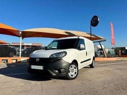 Branco Usado 2021 Fiat Doblò Monovolume | € 13.950 (Preço justo)
