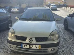 Usado 2003 Renault Clio II | € 1.800 (Super Preço)
