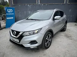 Cinza Usado 2020 Nissan Qashqai Style Edition SUV | € 21.250 (Preço justo)