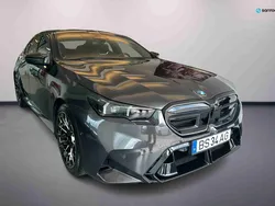 Cinzento Novo 2025 BMW M5 Comfort Edition Sedan | € 187.377