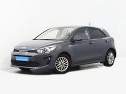 Cinzento Usado 2022 Kia Rio | € 13.750 (Bom preço)