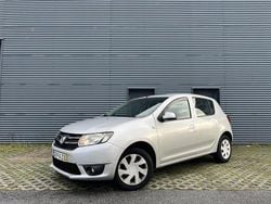Cinza Usado 2014 Dacia Sandero Comfort | € 7.890