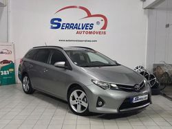 Cinzento Usado 2014 Toyota Auris Touring Sports Carrinha | € 12.500 (Preço elevado)
