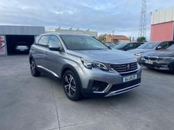 Cinza Usado 2018 Peugeot 5008 Allure SUV | € 18.900 (Preço justo)