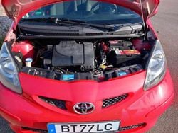 Vermelho Usado 2008 Toyota Aygo Citadino | € 3.250
