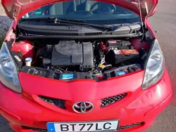 Vermelho Usado 2008 Toyota Aygo Citadino | € 3.500