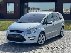 Cinzento Usado 2010 Ford S-MAX S Monovolume | € 10.990 (Preço justo)