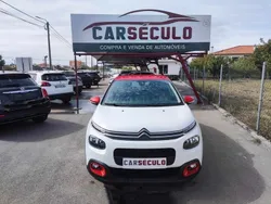 Branco Usado 2018 Citroën C3 PureTech Citadino | € 11.500 (Preço justo)