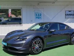 Cinzento Usado 2021 Porsche Taycan Sedan | € 77.500 (Preço justo)