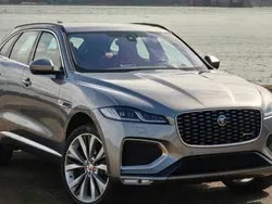 Cinzento Usado 2021 Jaguar F-Pace R-Dynamic SUV | € 46.000