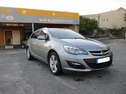 Cinzento Usado 2014 Opel Astra Executive Carrinha | € 9.900 (Preço justo)
