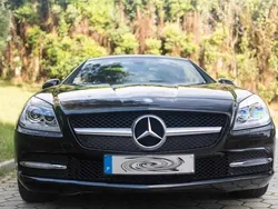 Preto Usado 2011 Mercedes SLK250 Cabrios | € 23.800