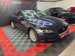 Azul Usado 2018 Jaguar XE Sedan | € 17.990 (Preço justo)