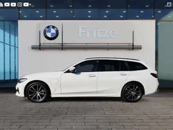 Branco Usado 2020 BMW 330e Carrinha | € 36.000 (Preço elevado)