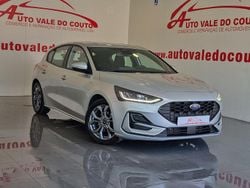Cinza Usado 2022 Ford Focus ST-Line | € 18.490 (Preço justo)