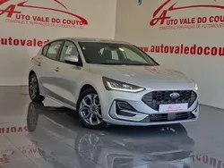 Cinza Usado 2022 Ford Focus ST-Line | € 18.990 (Preço justo)