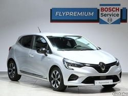 Cinza Usado 2023 Renault Clio V Evolution Citadino | € 14.990 (Bom preço)