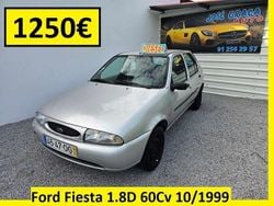 Cinzento Usado 1999 Ford Fiesta | € 1.250