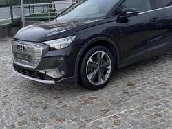 Preto Usado 2022 Audi Q4 e-tron SUV | € 40.490 (Preço elevado)