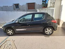Usado 2001 Peugeot 206 Sedan | € 1.399 (Preço elevado)