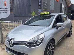 Cinzento Usado 2015 Renault Clio IV | € 8.950 (Preço justo)