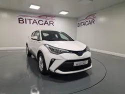 Branco Usado 2021 Toyota C-HR SUV | € 26.500 (Bom preço)