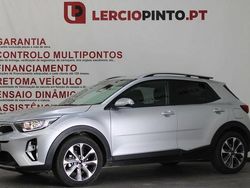 Cinzento Usado 2025 Kia Stonic SUV | € 17.950 (Preço justo)