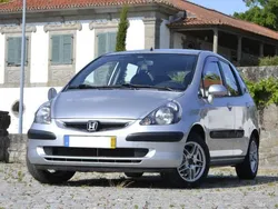 Cinzento Usado 2002 Honda Jazz Citadino | € 2.750 (Preço justo)