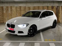 Branco Usado 2012 BMW 125 Performance Citadino | € 20.990