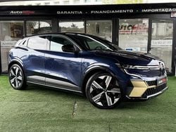 Azul Usado 2023 Renault Mégane IV Iconic SUV | € 28.750
