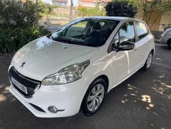 Usado 2013 Peugeot 208 Citadino | € 5.000 (Super Preço)