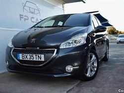 Branco Usado 2012 Peugeot 208 Active Citadino | € 6.850 (Bom preço)