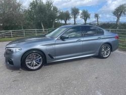 Cinzento Usado 2017 BMW 530e Sedan | € 28.900 (Caro)