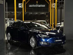 Azul Usado 2020 Tesla Model S Sedan | € 44.990