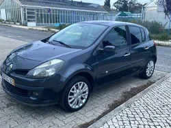 Usado 2007 Renault Clio II Dynamique Sedan | € 2.490 (Super Preço)