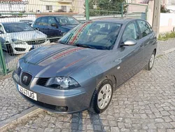Cinza Usado 2002 Seat Ibiza Citadino | € 4.900 (Preço justo)