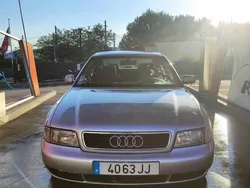Cinzento Usado 1998 Audi A4 Sedan | € 4.000