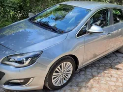Usado 2014 Opel Astra Sedan | € 7.000 (Bom preço)