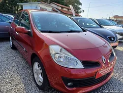 Vermelho Usado 2005 Renault Clio II | € 4.765 (Preço justo)