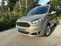 Usado 2016 Ford Tourneo Courier Monovolume | € 11.750
