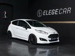 Branco Usado 2013 Ford Fiesta Sport Citadino | € 9.250 (Preço elevado)