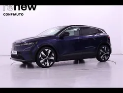 Azul Usado 2024 Renault Mégane IV Techno Sedan | € 35.990