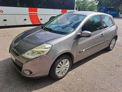 Usado 2009 Renault Clio III | € 3.300 (Preço justo)