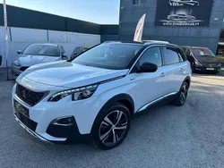 Branco Usado 2018 Peugeot 5008 GT Monovolume | € 21.990 (Preço justo)