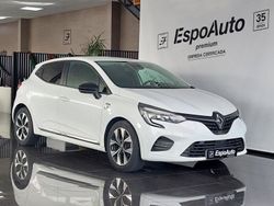 Branco Usado 2021 Renault Clio V LIMITED | € 15.500 (Preço justo)