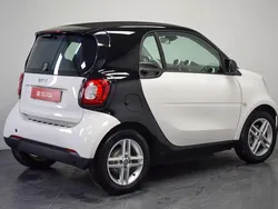 Branco Usado 2021 Smart ForTwo Electric Drive Passion Coupé | € 11.750